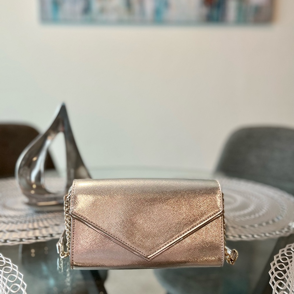 New York & Co Silver Crossbody Bag
